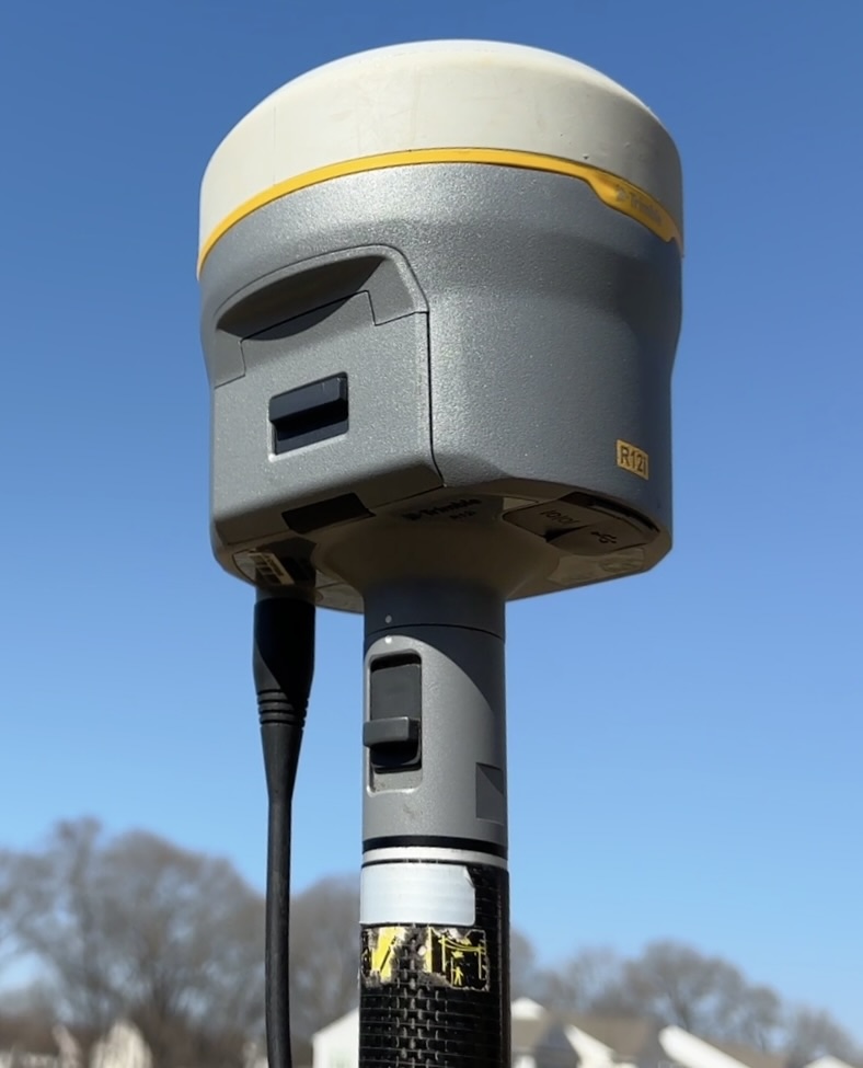 Trimble R12 & R12i GNSS Antennas
